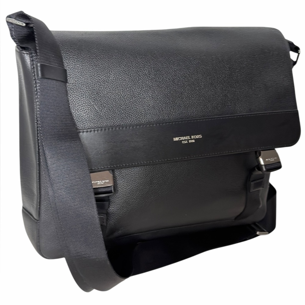 Michael Kors Greyson Black Leather Messenger Bag Crossbody Laptop Work Medium - Picture 3 of 16